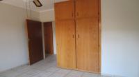 Bed Room 2 - 13 square meters of property in Waterval East