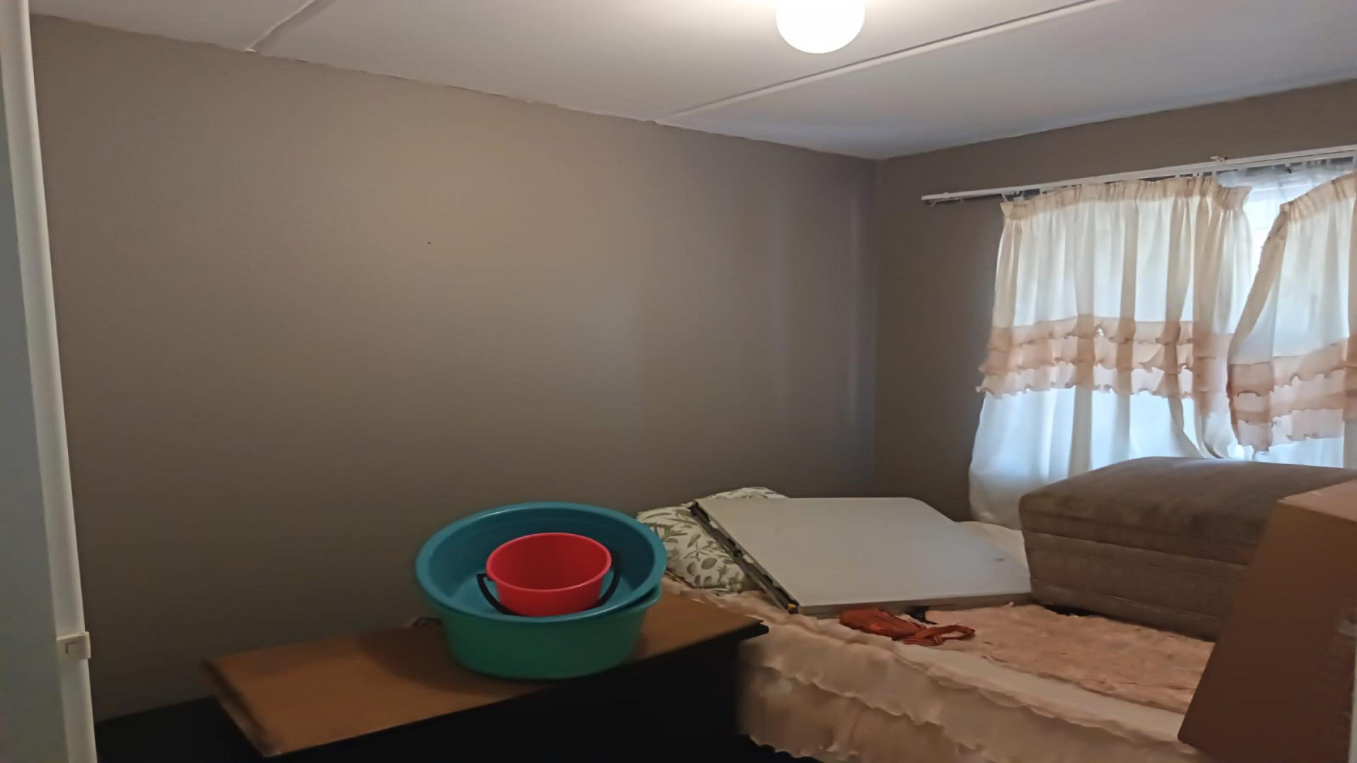 Bed Room 2 of property in Krugersdorp