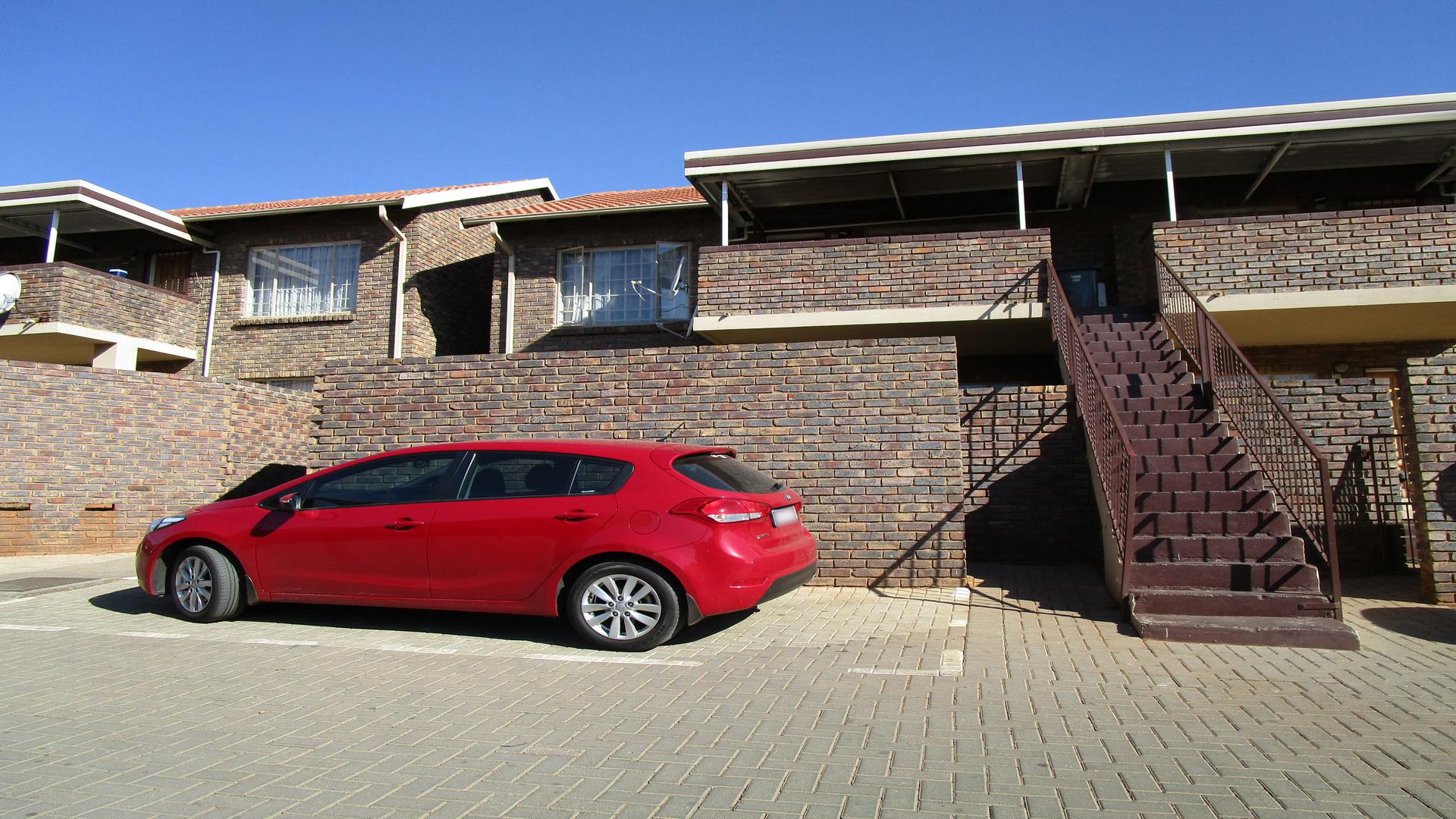 Front View of property in Philip Nel Park