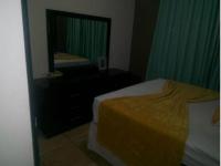 Main Bedroom - 11 square meters of property in Cosmo City