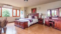 Main Bedroom - 50 square meters of property in Featherbrooke Estate