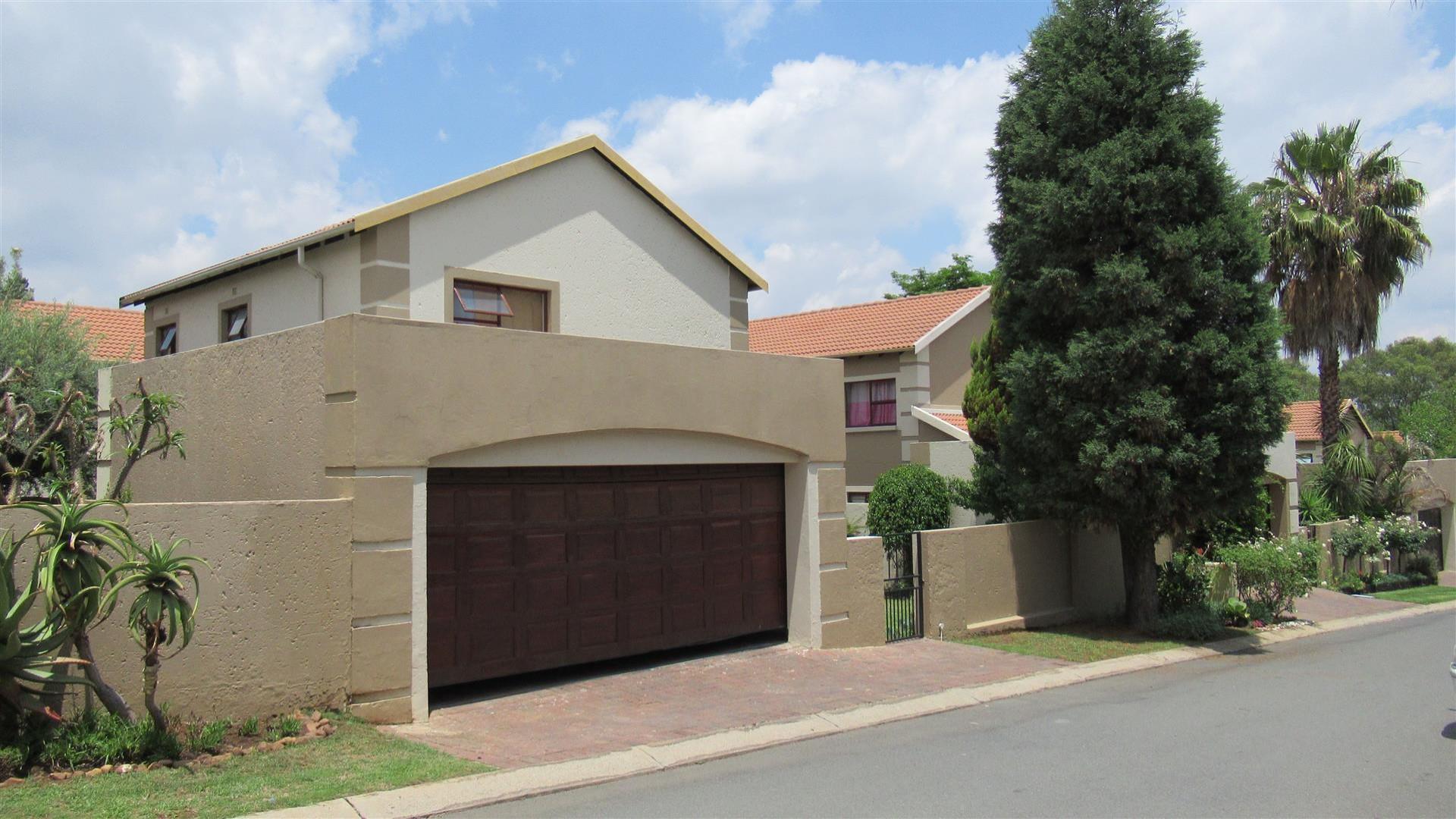 Front View of property in Douglasdale