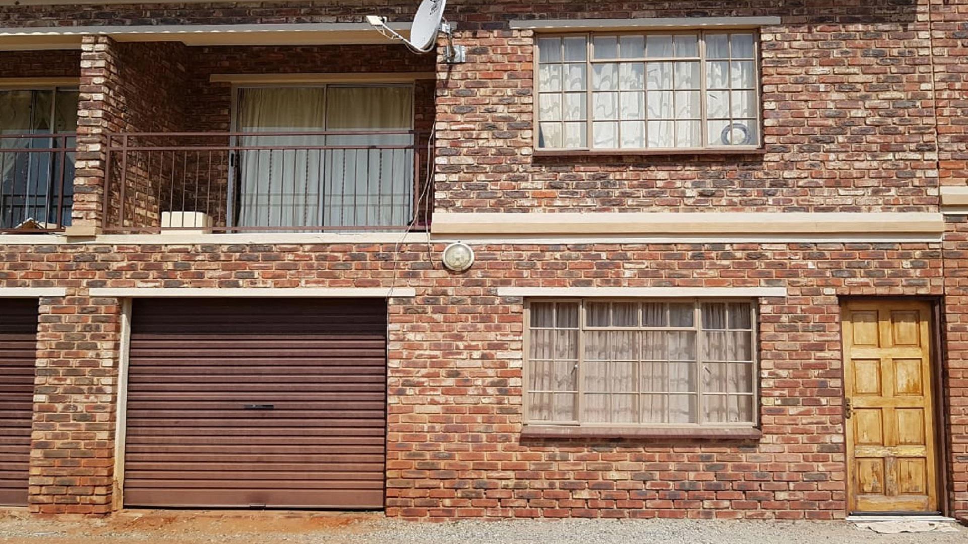 Front View of property in Klerksdorp