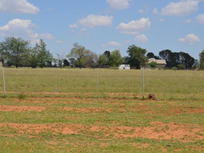Land for Sale For Sale in Bloemspruit - MR235156