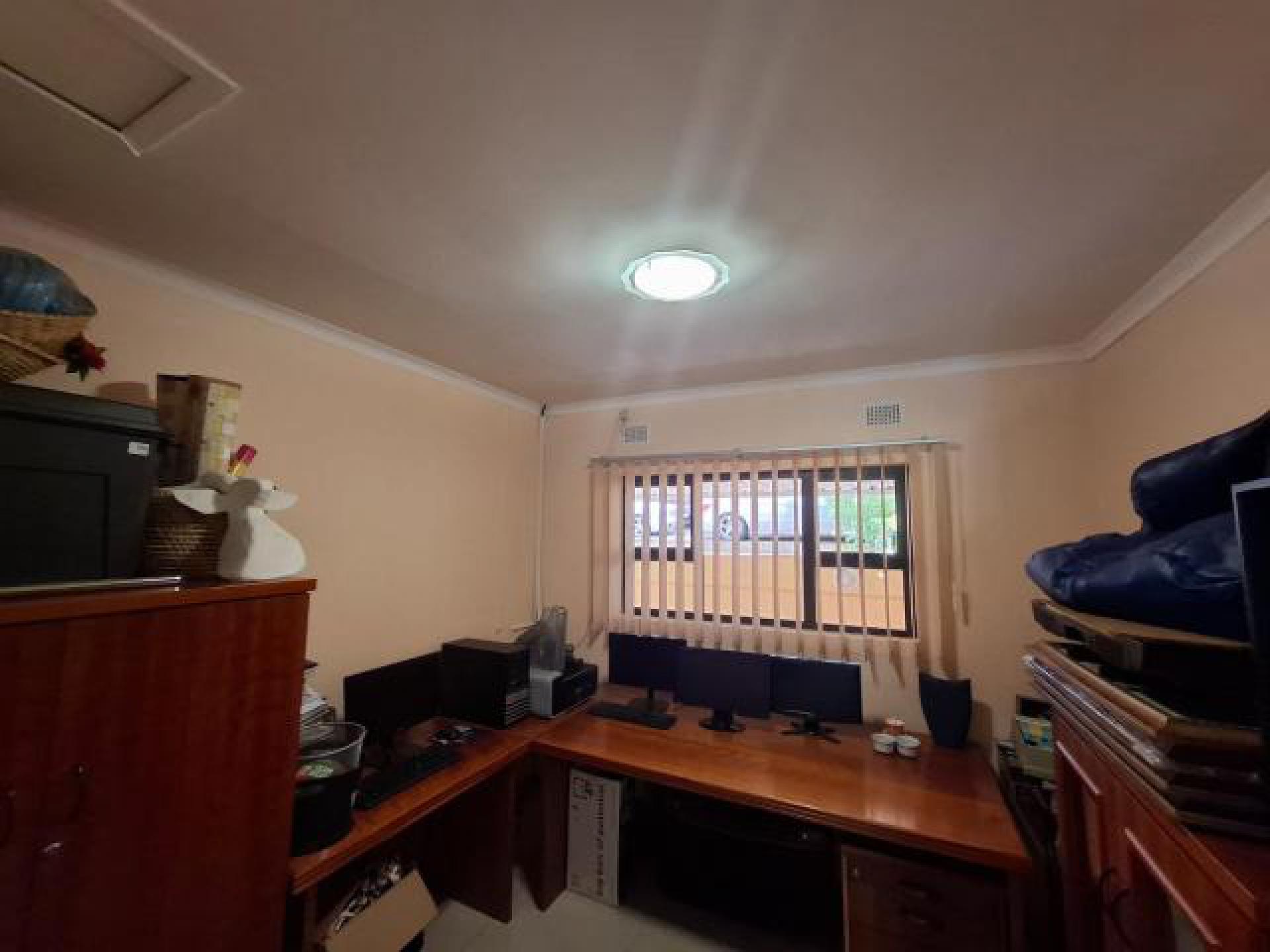 Study - 8 square meters of property in Merrivale