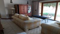 Lounges - 80 square meters of property in Meyersdal