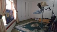 Bed Room 2 - 15 square meters of property in Meyersdal