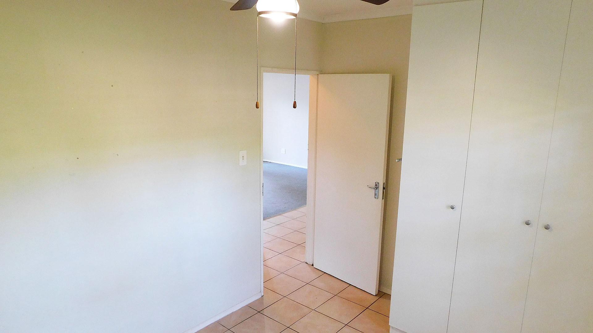 Bed Room 1 - 9 square meters of property in Ballito