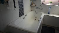 Main Bathroom - 5 square meters of property in Northmead
