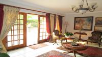 Lounges - 25 square meters of property in Cullinan