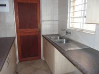 Kitchen - 13 square meters of property in Comet