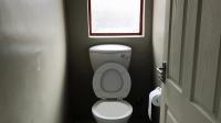 Guest Toilet - 2 square meters of property in Clanwilliam