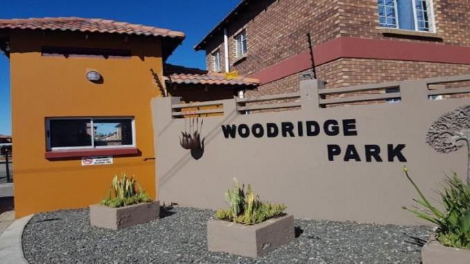 3 Bedroom Apartment for Sale For Sale in Waterval East - Home Sell - MR236705