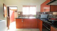 Kitchen - 10 square meters of property in Waterval East