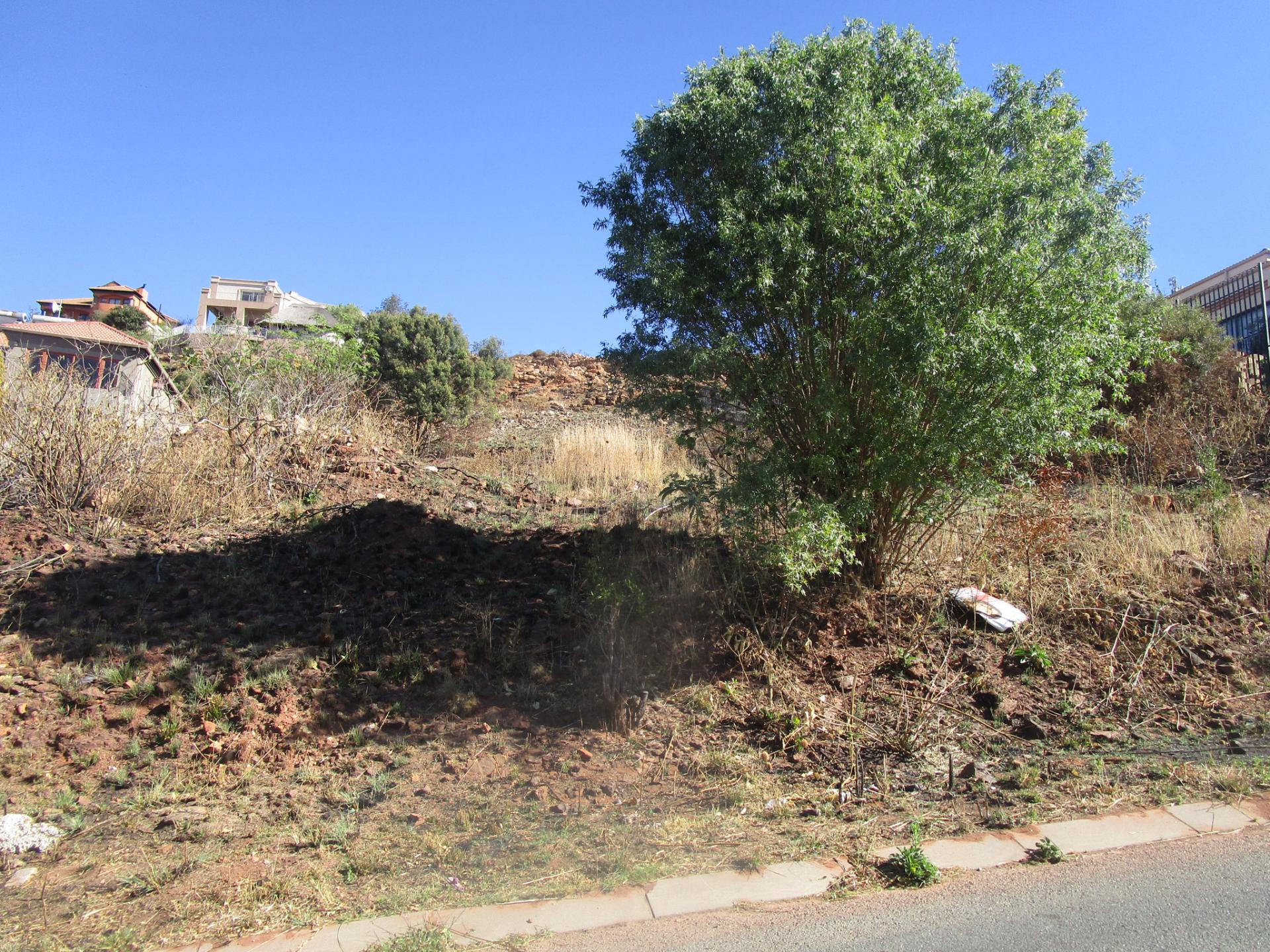 Front View of property in Noordheuwel