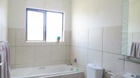 Bathroom 1 - 5 square meters of property in Witkoppen
