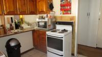 Kitchen - 10 square meters of property in Bonaero Park