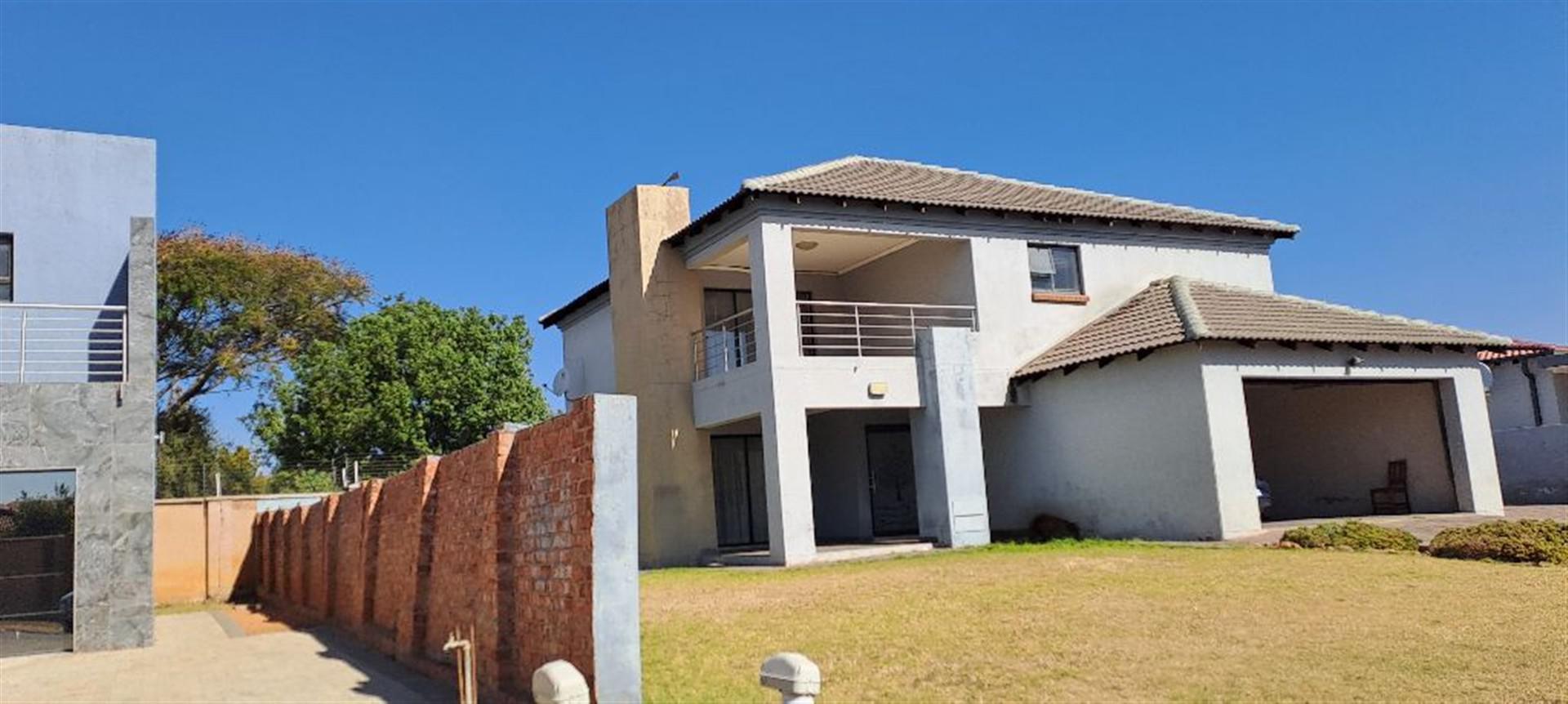 Front View of property in Theresapark