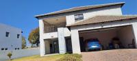Front View of property in Theresapark