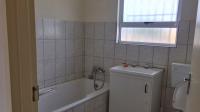 Bathroom 1 - 5 square meters of property in Eendekuil