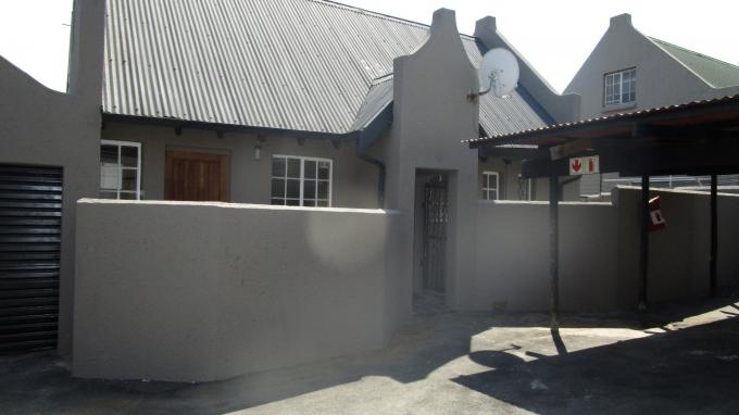 3 Bedroom Simplex for Sale For Sale in Kempton Park - Private Sale - MR237111