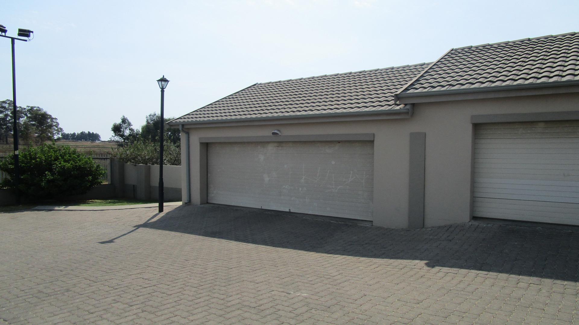 3 Bedroom House for Sale For Sale in Emalahleni (Witbank)