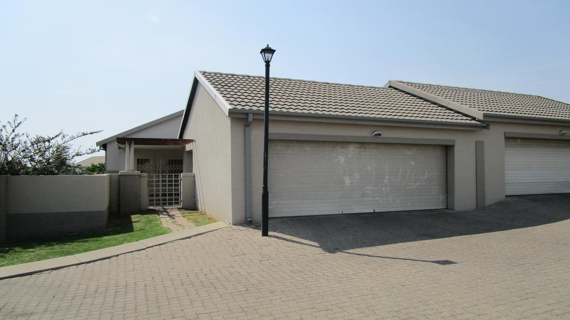 3 Bedroom House for Sale For Sale in Emalahleni (Witbank)