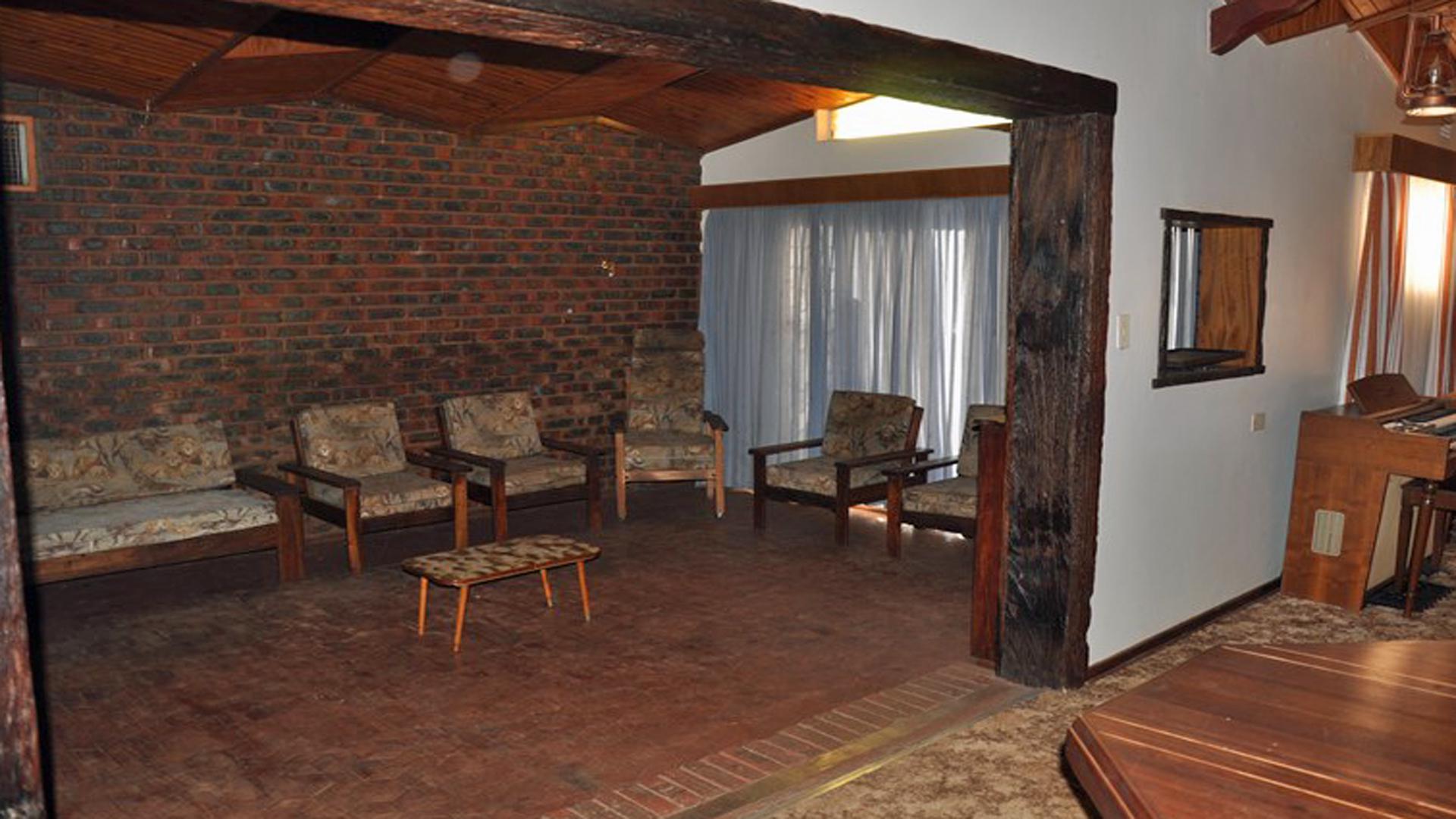 Dining Room - 13 square meters of property in Kuruman