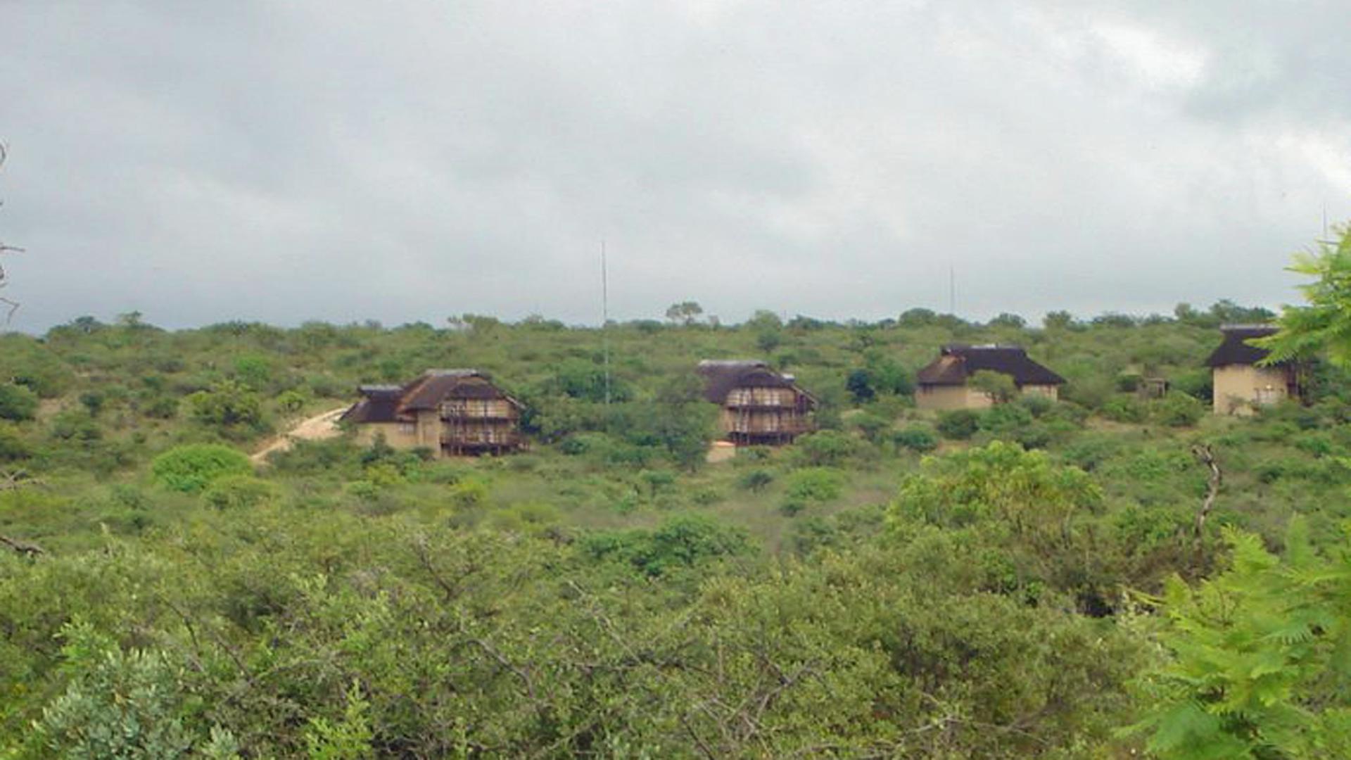 Front View of property in Roedtan