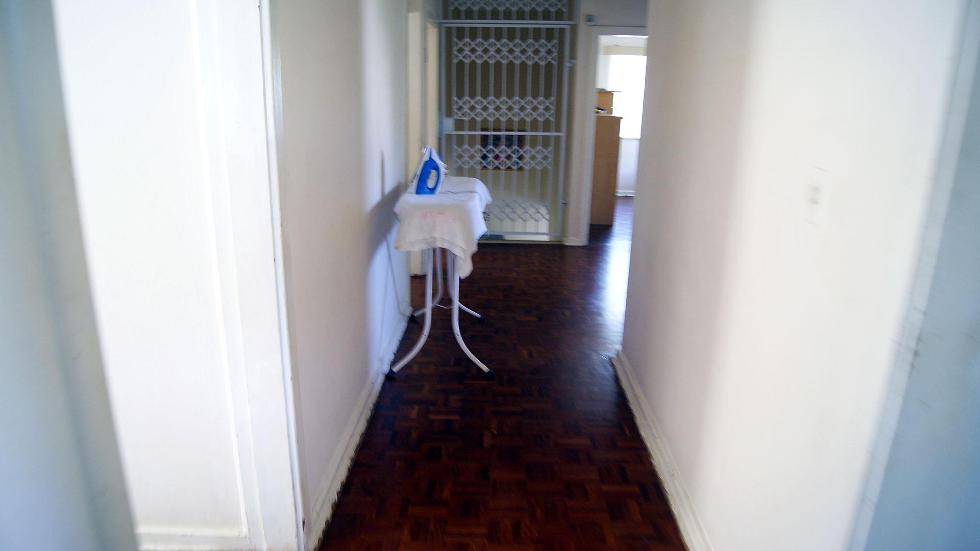 Spaces - 16 square meters of property in Kenville