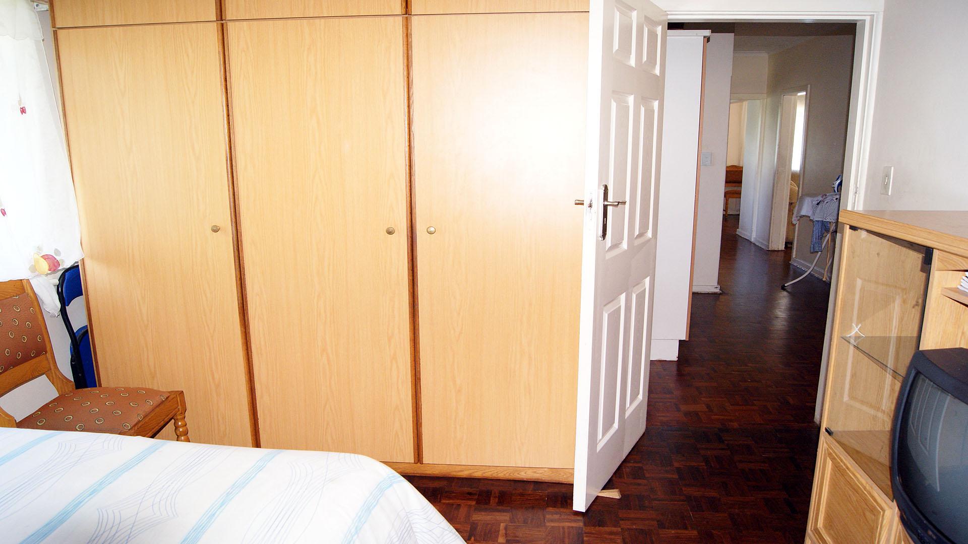 Bed Room 2 - 13 square meters of property in Kenville