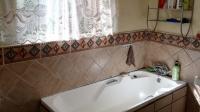 Bathroom 1 - 5 square meters of property in Kameelfontein