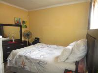Main Bedroom - 13 square meters of property in Cosmo City