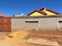 Front View of property in Protea Glen