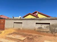 Front View of property in Protea Glen