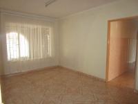 Bed Room 3 - 18 square meters of property in Azaadville