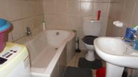 Bathroom 1 - 5 square meters of property in Kempton Park