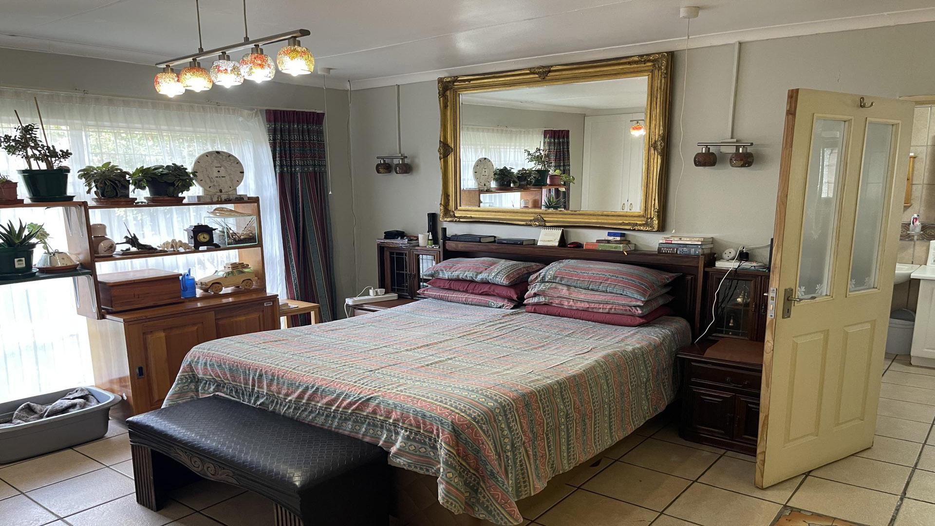 Bed Room 3 of property in Secunda