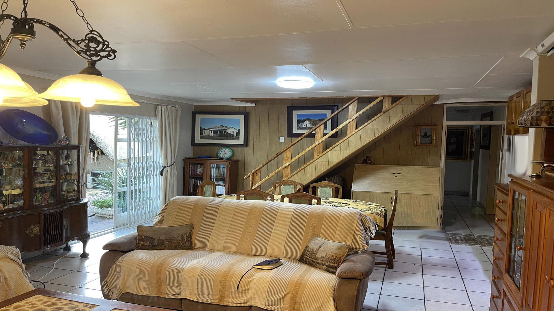 Lounges of property in Secunda