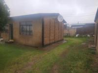 Front View of property in Naledi