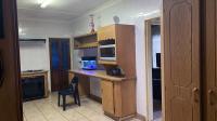 Kitchen - 22 square meters of property in Rowhill