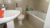 Bathroom 1 - 4 square meters of property in Crystal Park