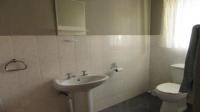 Bathroom 3+ - 4 square meters of property in Rustenburg