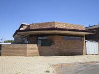 2 Bedroom 1 Bathroom Flat/Apartment for Sale for sale in Krugersdorp