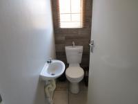 Bathroom 1 - 6 square meters of property in Waterkloof (Rustenburg)