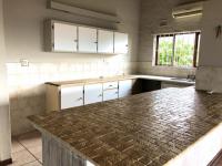 Kitchen - 17 square meters of property in Uvongo