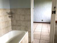 Bathroom 2 - 6 square meters of property in Uvongo