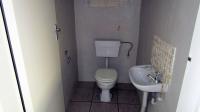 Guest Toilet - 3 square meters of property in Uvongo