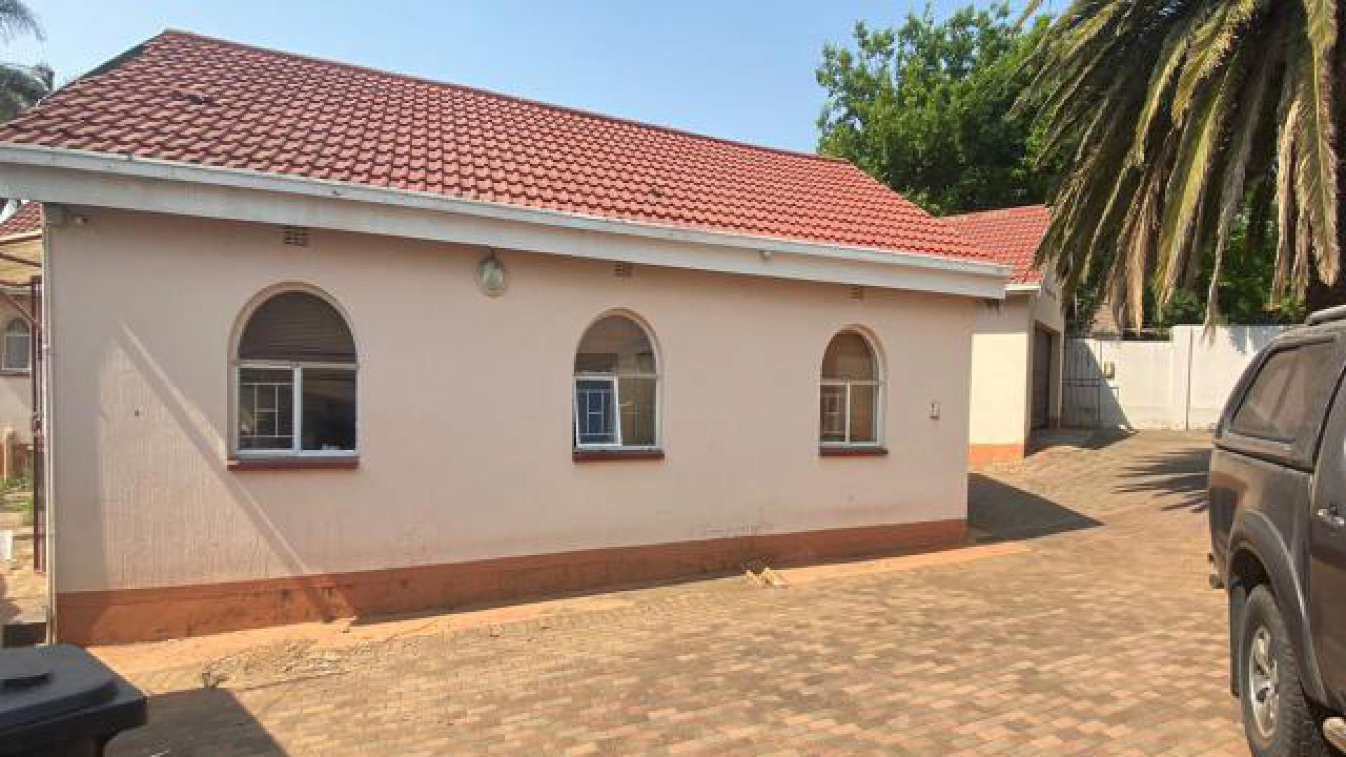 Spaces of property in Birchleigh North