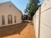 Front View of property in Birchleigh North